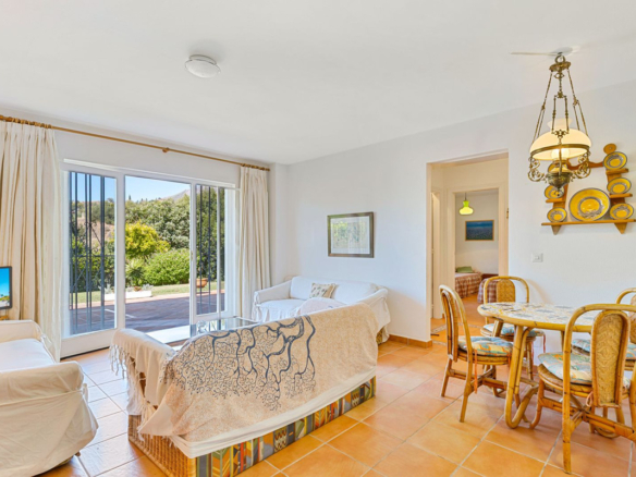 Villa for sale in Mijas