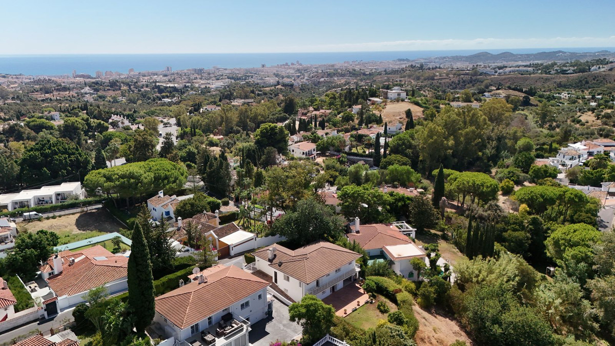 Villa for sale in Mijas