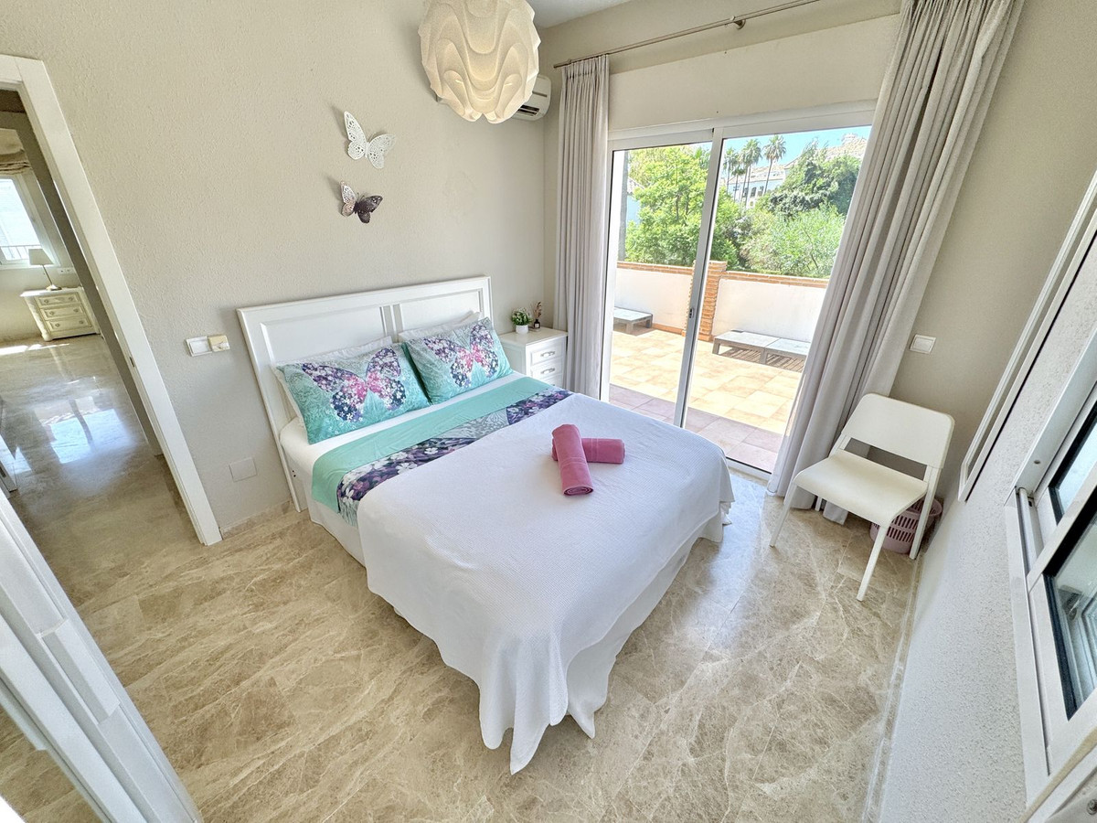 Villa for sale in Mijas