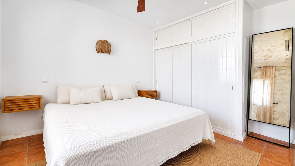 Villa for sale in Mijas