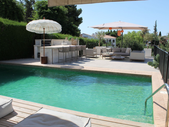 Villa for sale in Mijas