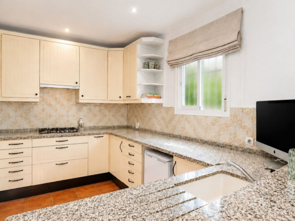 Villa for sale in Mijas