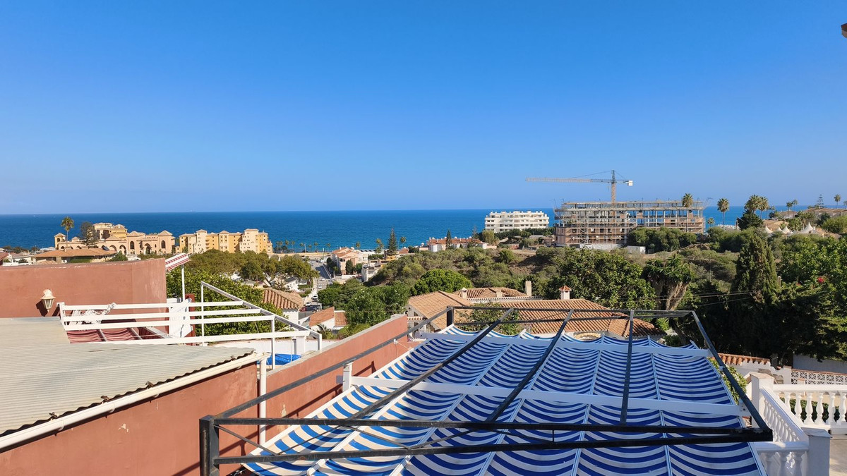 Villa for sale in Mijas