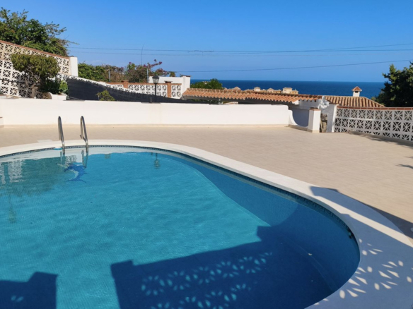 Villa for sale in Mijas