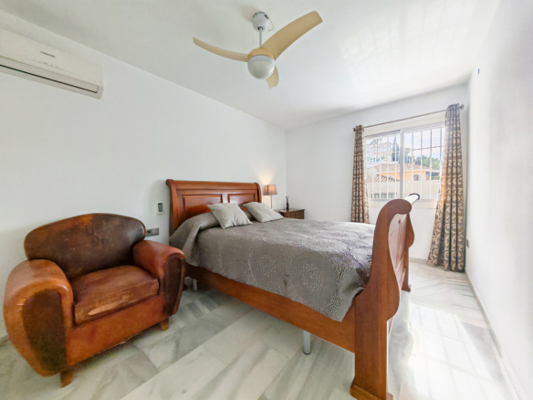 Villa for sale in Mijas