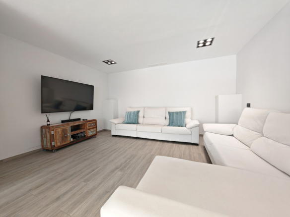 Villa for sale in Mijas