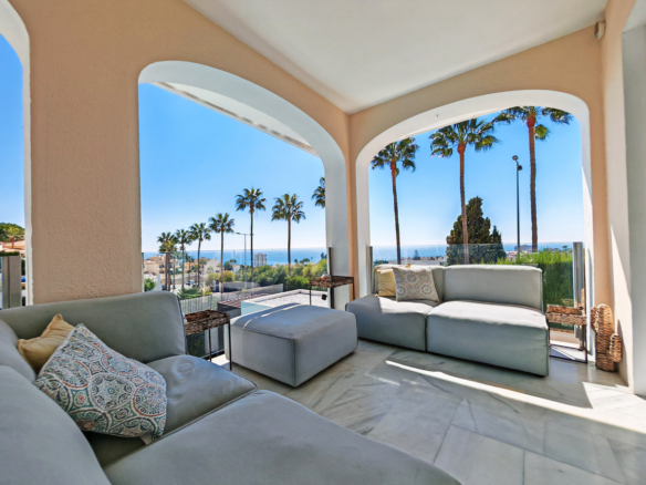 Villa for sale in Mijas