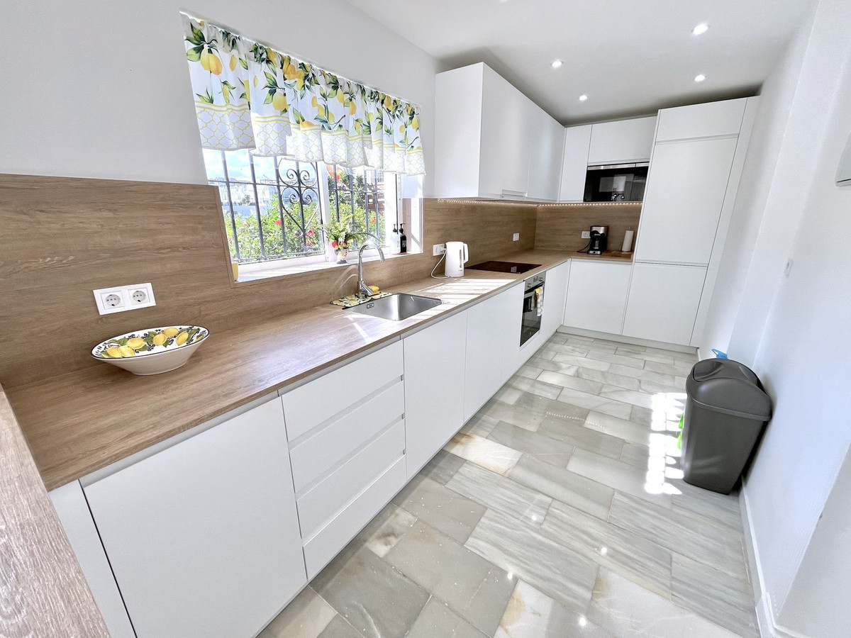 Villa for sale in Mijas