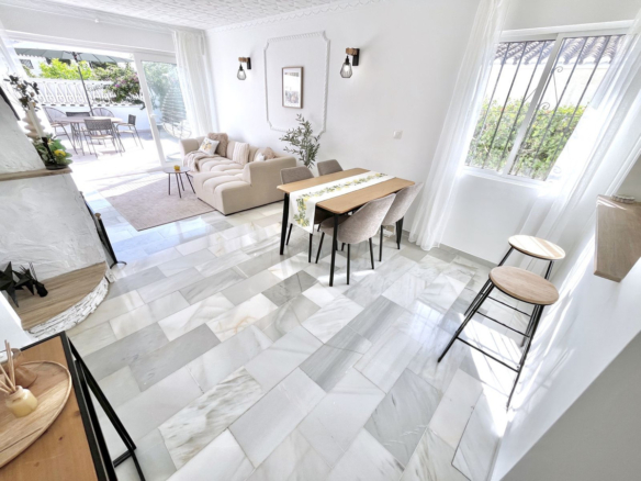 Villa for sale in Mijas
