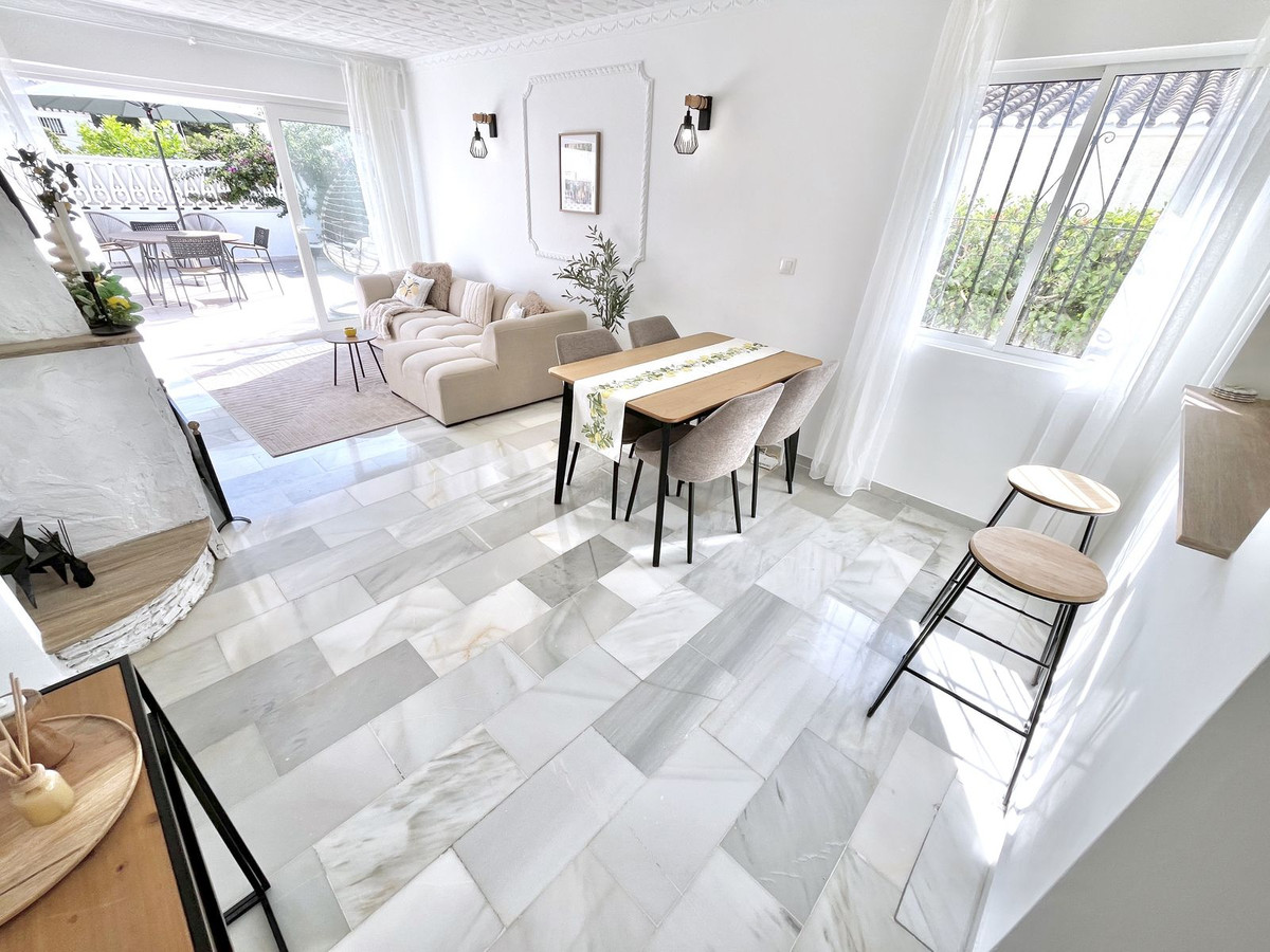 Villa for sale in Mijas