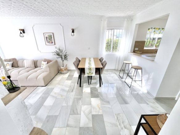 Villa for sale in Mijas