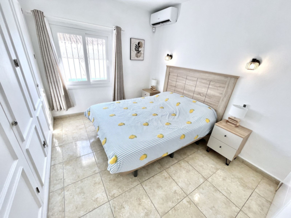 Villa for sale in Mijas