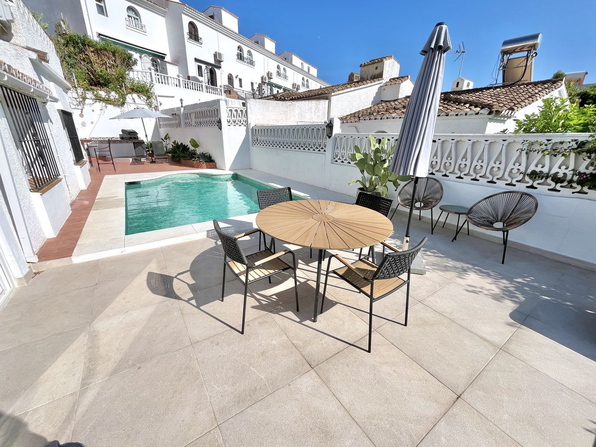 Villa for sale in Mijas
