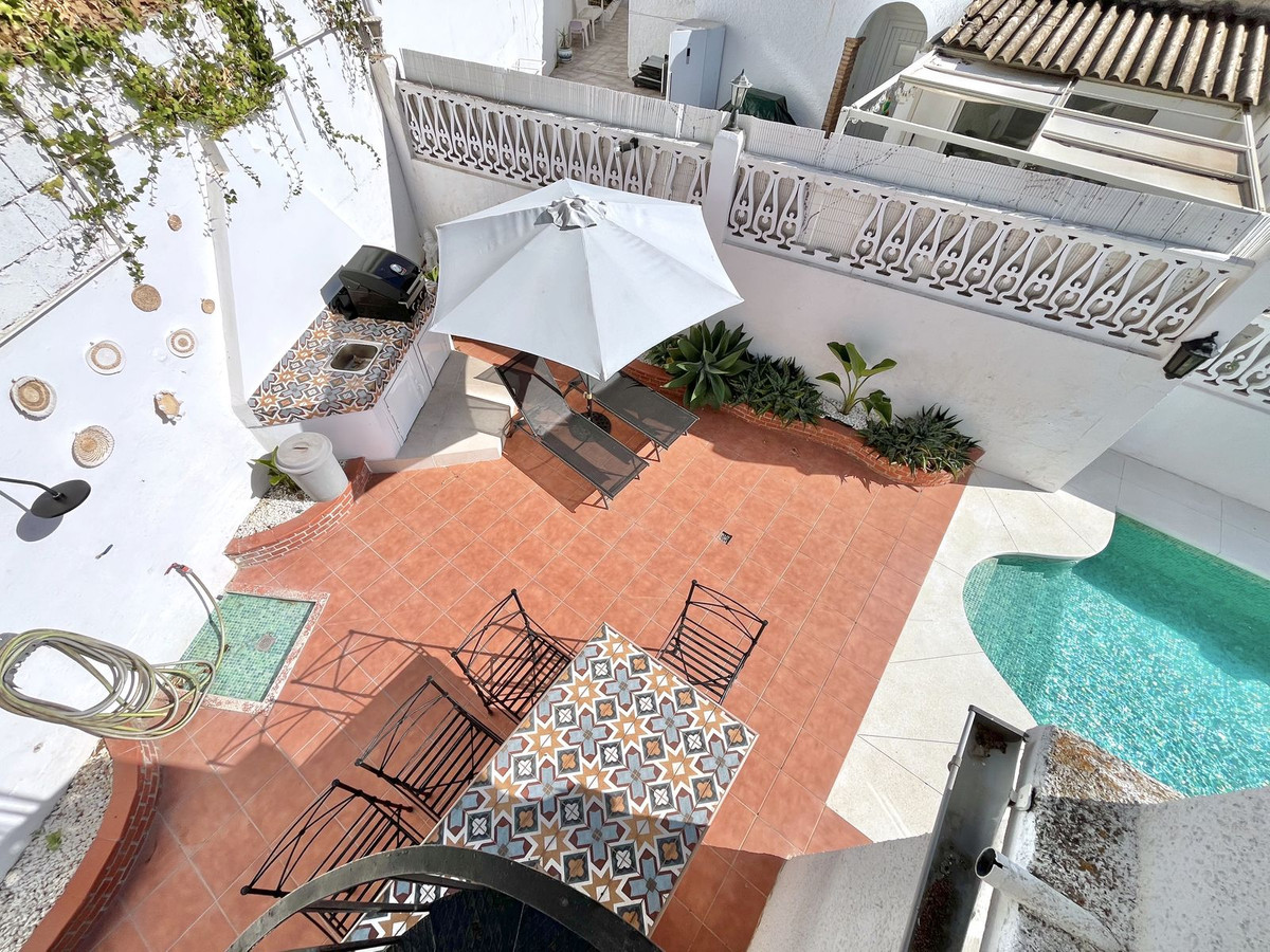 Villa for sale in Mijas