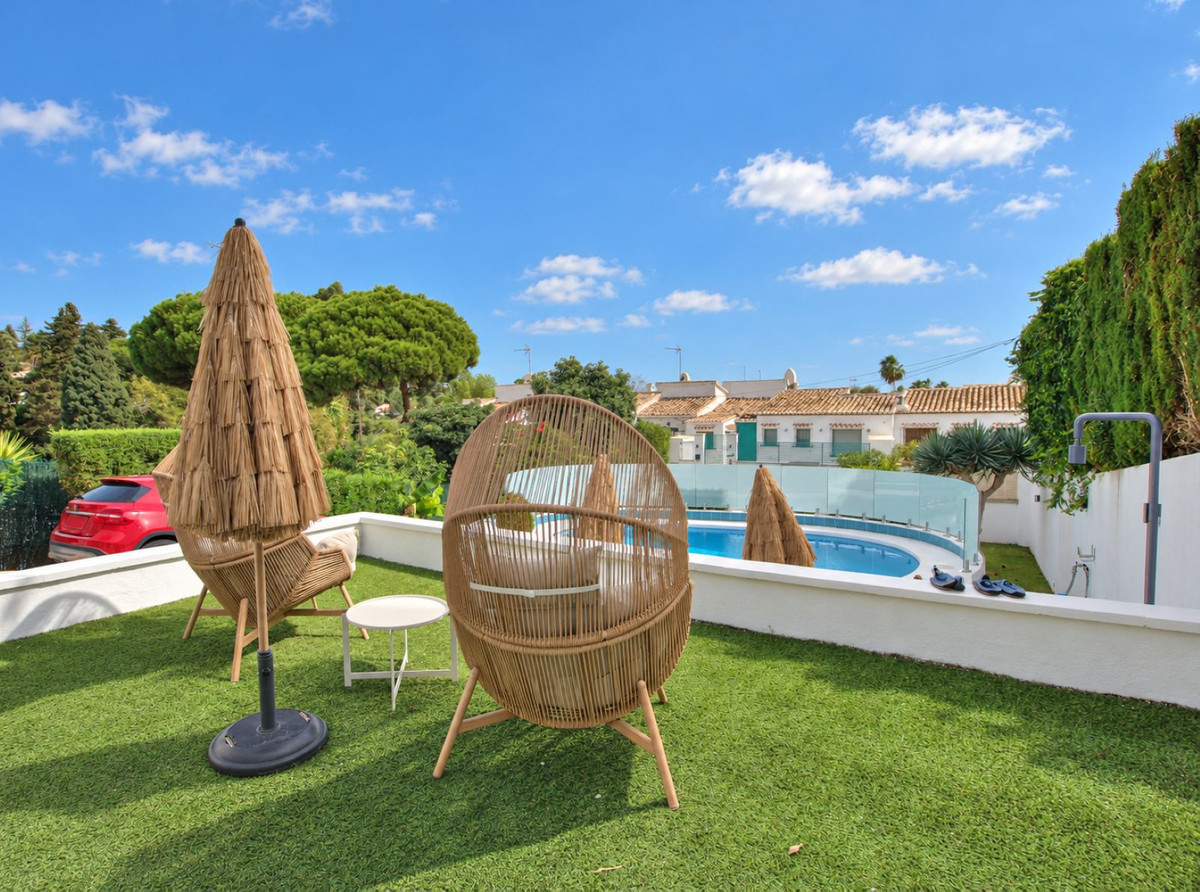 Villa for sale in Mijas