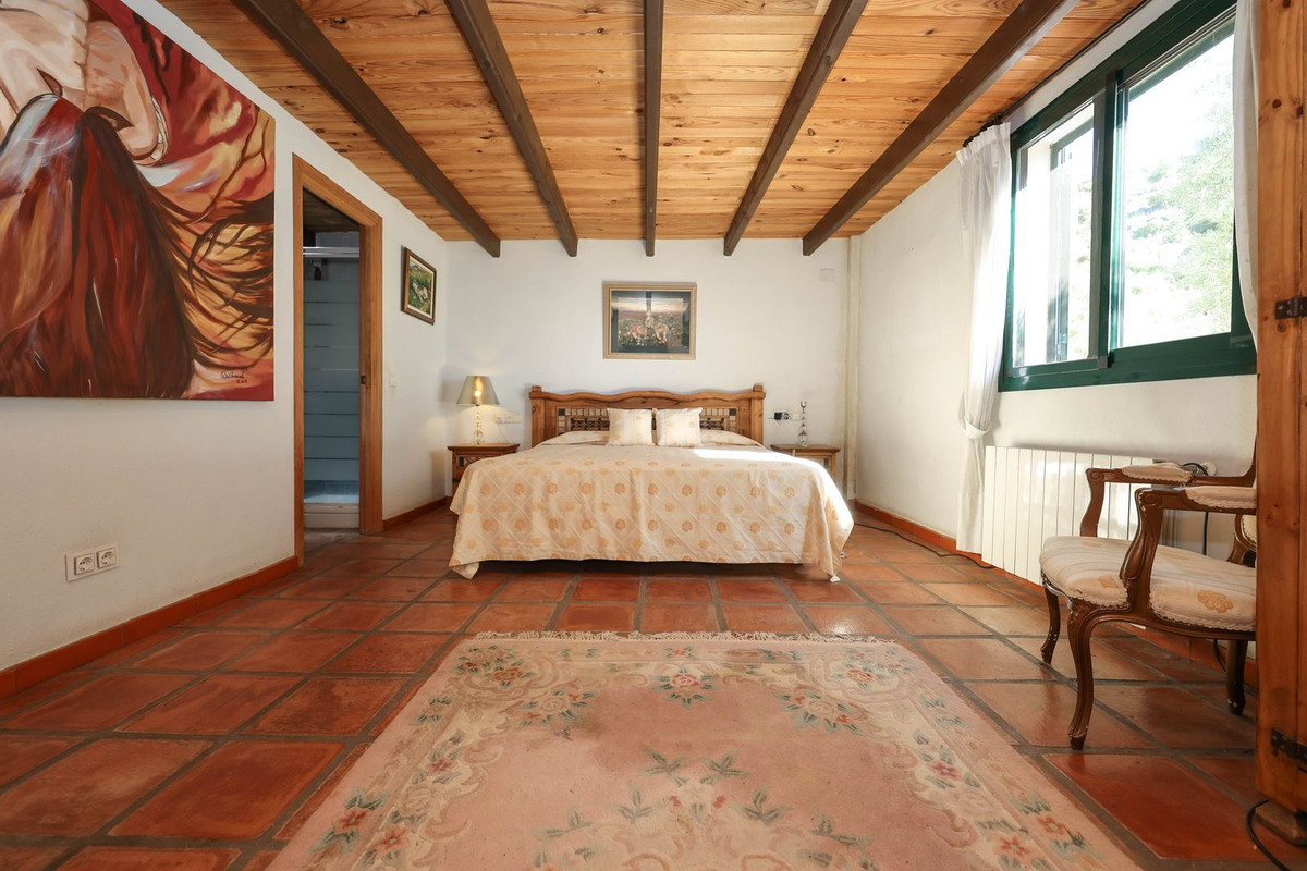 Villa for sale in Monda
