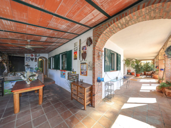 Villa for sale in Monda