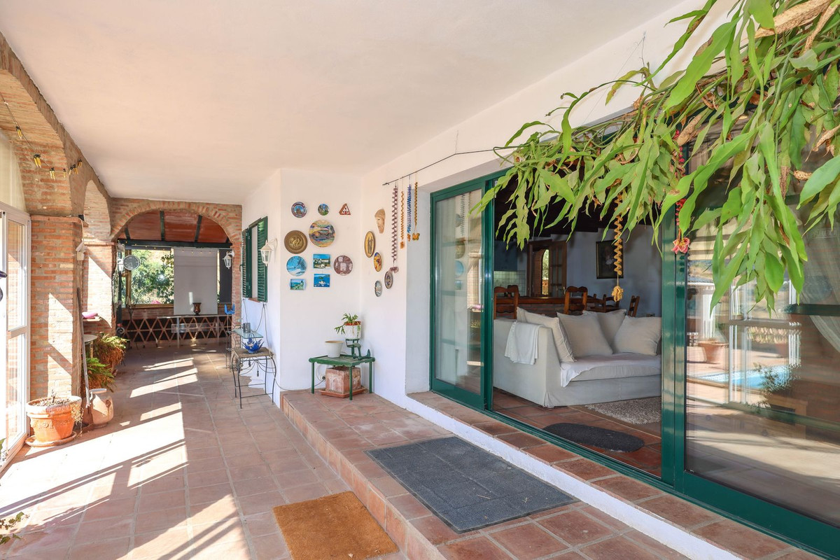 Villa for sale in Monda