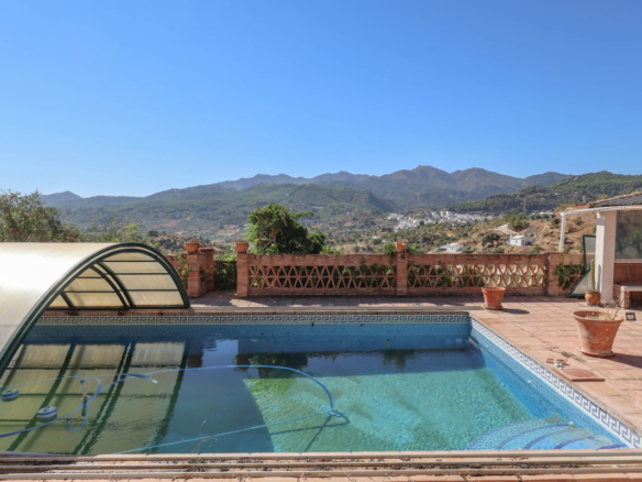 Villa for sale in Monda