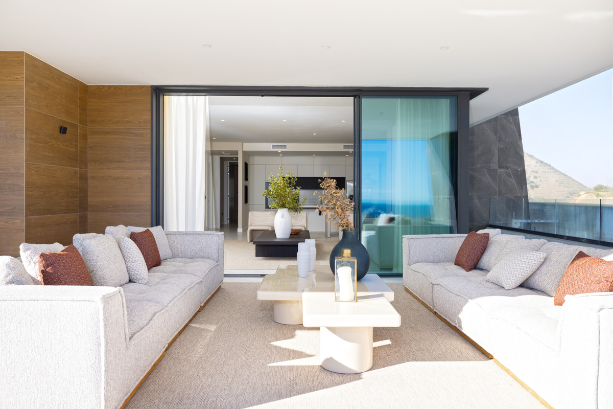 New Apartment for sale in Estepona