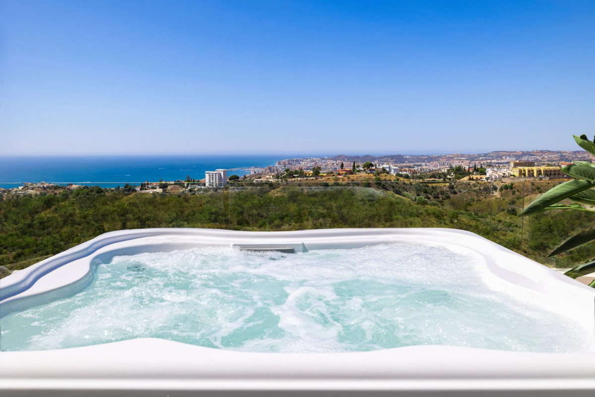 New Apartment for sale in Fuengirola