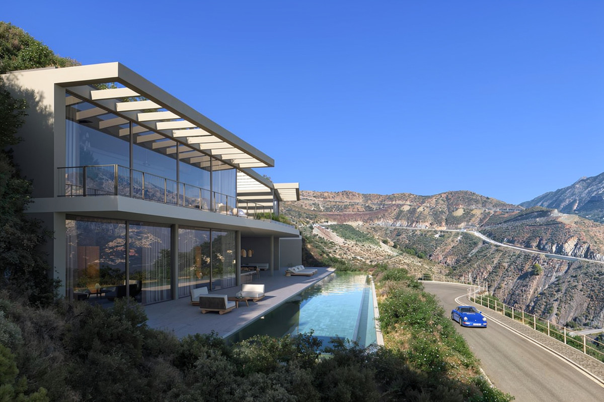New Villa for sale in Benahavís